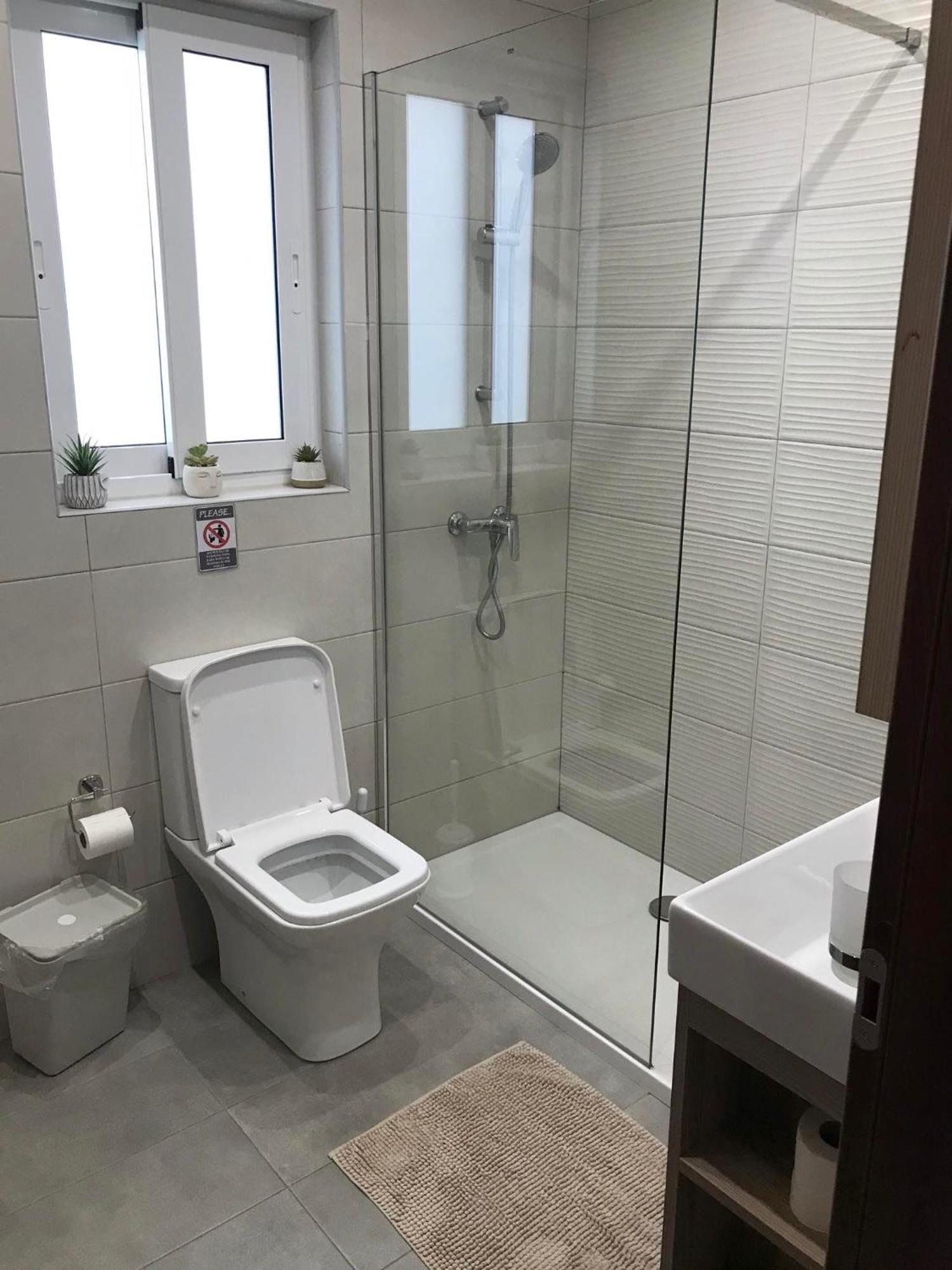Centrally Located, Well Equipped, Stylish Flat. Σεντ Πόλς Μπέι Εξωτερικό φωτογραφία