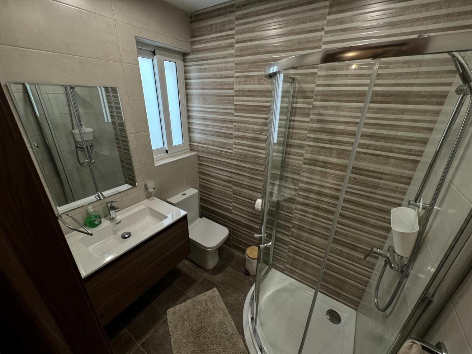 Centrally Located, Well Equipped, Stylish Flat. Σεντ Πόλς Μπέι Εξωτερικό φωτογραφία