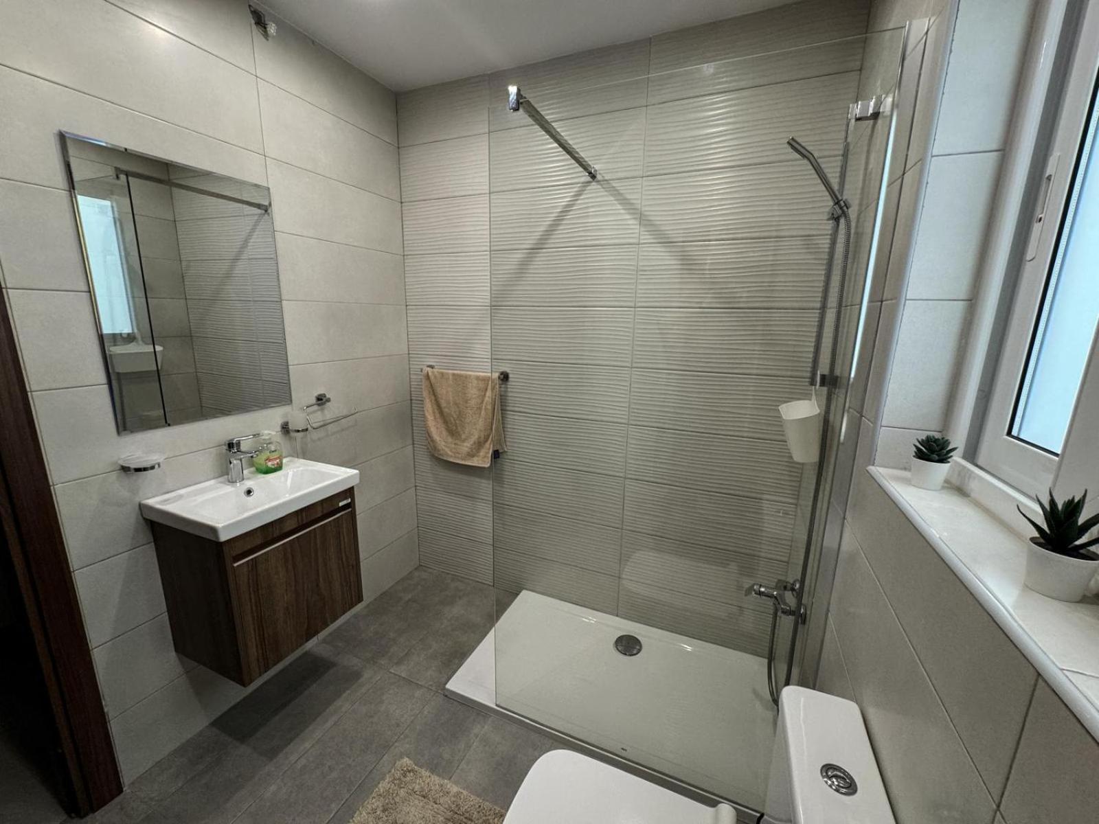 Centrally Located, Well Equipped, Stylish Flat. Σεντ Πόλς Μπέι Εξωτερικό φωτογραφία