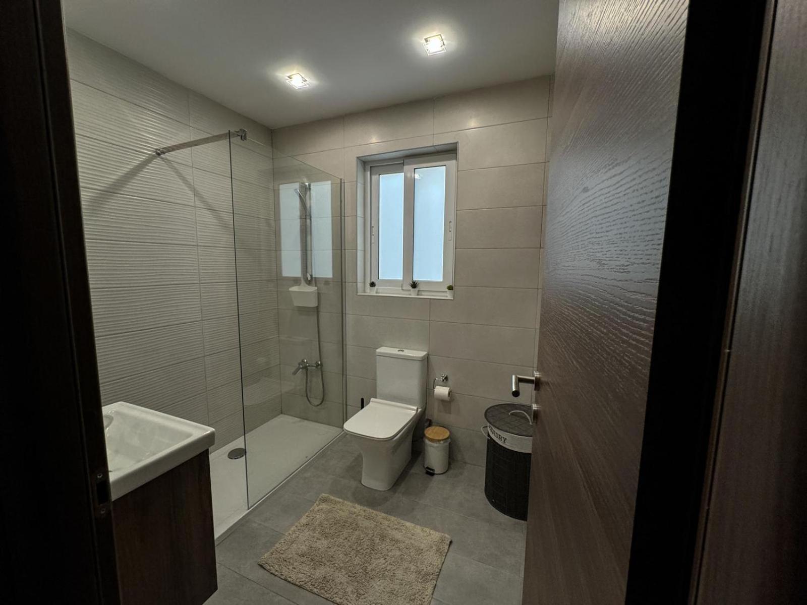 Centrally Located, Well Equipped, Stylish Flat. Σεντ Πόλς Μπέι Εξωτερικό φωτογραφία
