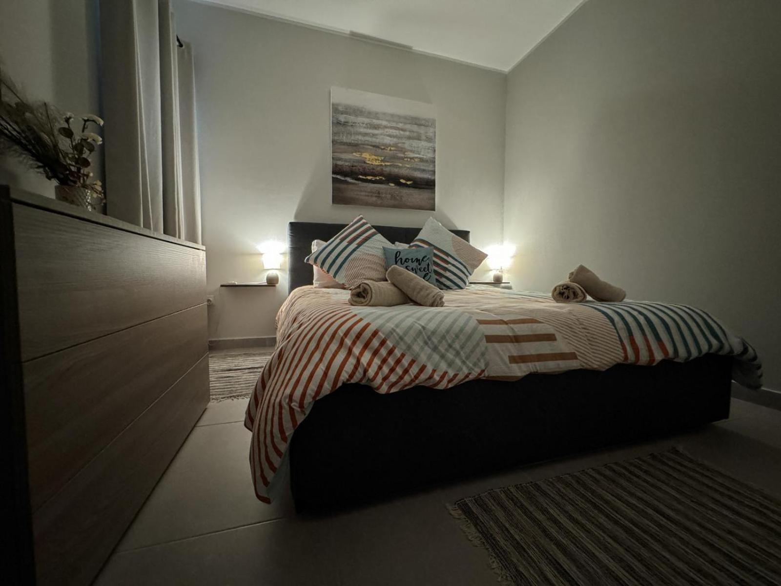 Centrally Located, Well Equipped, Stylish Flat. Σεντ Πόλς Μπέι Εξωτερικό φωτογραφία
